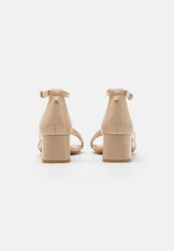 Buffalo Grace - Sandalen - Cream -Winkel Voor Damesmode 80bcbd35070d4d6bad42d2d97496f049