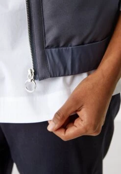 S.Oliver BLACK LABEL Bodywarmer - Blue 13 S.Oliver BLACK LABEL Bodywarmer - Blue -Winkel Voor Damesmode 818941472bfa48c3afc0d879bd4dc0e5