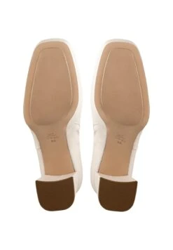 HÖGL Nora - Enkellaarsjes Met Hoge Hak - Creme 10 HÖGL Nora - Enkellaarsjes Met Hoge Hak - Creme -Winkel Voor Damesmode 83be651db1ce4d878d19b3793c757d45