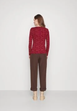 Edc By Esprit Longsleeve - Cherry Red -Winkel Voor Damesmode 86bfd0922bcc4bd6966e50ed3d6a9270