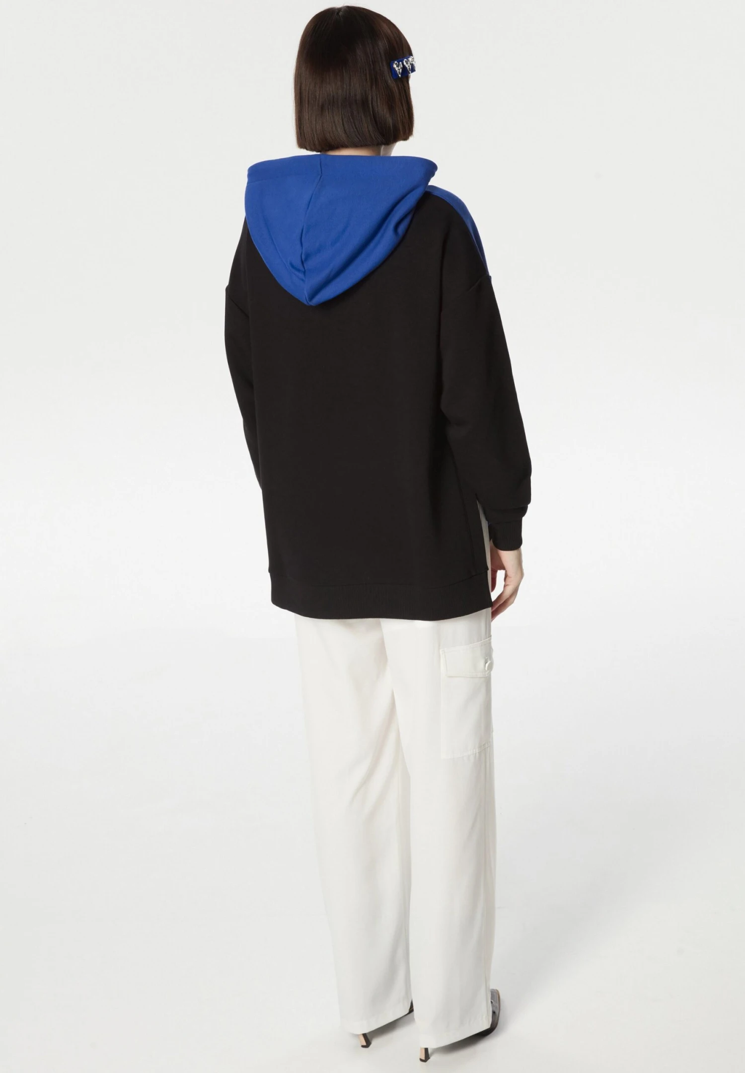 Twist Oversize Colorblock Kangaroo Pocket - Sweater - Sax 4 Twist Oversize Colorblock Kangaroo Pocket - Sweater - Sax - Afbeelding 2