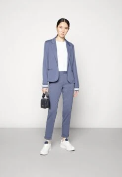 Kaffe Kinnie - Blazer - Vintage Indigo-Chalk/Midnight -Winkel Voor Damesmode 8e28a0c31e1e464698ea16d3601177e0