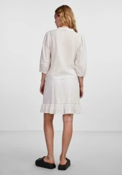 Pieces Pcjeanita 3/4- Blouse - Cloud Dancer 8 Pieces Pcjeanita 3/4- Blouse - Cloud Dancer -Winkel Voor Damesmode 9447f34ffb9d48e3ad8841a75daa4b49