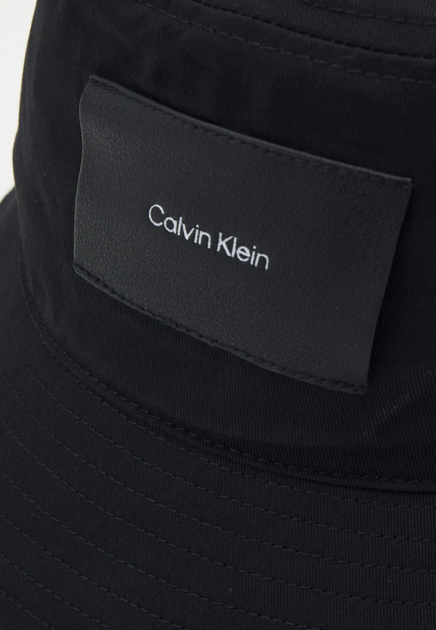 Calvin Klein Patch Bucket Unisex - Hoed - Black 6 Calvin Klein Patch Bucket Unisex - Hoed - Black - Afbeelding 4