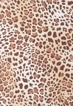 FRAAS Animal Leo Print - Halsdoek - Camel 9 FRAAS Animal Leo Print - Halsdoek - Camel -Winkel Voor Damesmode 98861d65c9aa447185c5ad727f4c0386