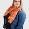 Clover - Sjaal - Orange Gold -Winkel Voor Damesmode 9d3caf2bfc8c4b2381669b224031fcaf