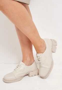 Loafers - Veterschoenen - Beige 13 Loafers - Veterschoenen - Beige -Winkel Voor Damesmode 9d5b479774a44c839492d3398ea8294e