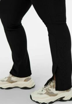 ONLY CARMAKOMA Curvy- Legging - Black 11 ONLY CARMAKOMA Curvy- Legging - Black -Winkel Voor Damesmode 9e795b1e581c4dd8ab3b45afadee95b5