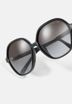 Michael Kors Bali - Zonnebril - Black 11 Michael Kors Bali - Zonnebril - Black -Winkel Voor Damesmode a2a7b88273c848b3949153dc1217e9b2