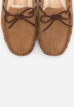 Ugg Dakota - Pantoffels - Chestnut -Winkel Voor Damesmode a2f431915bef451fa3b2fb62d6e69f45