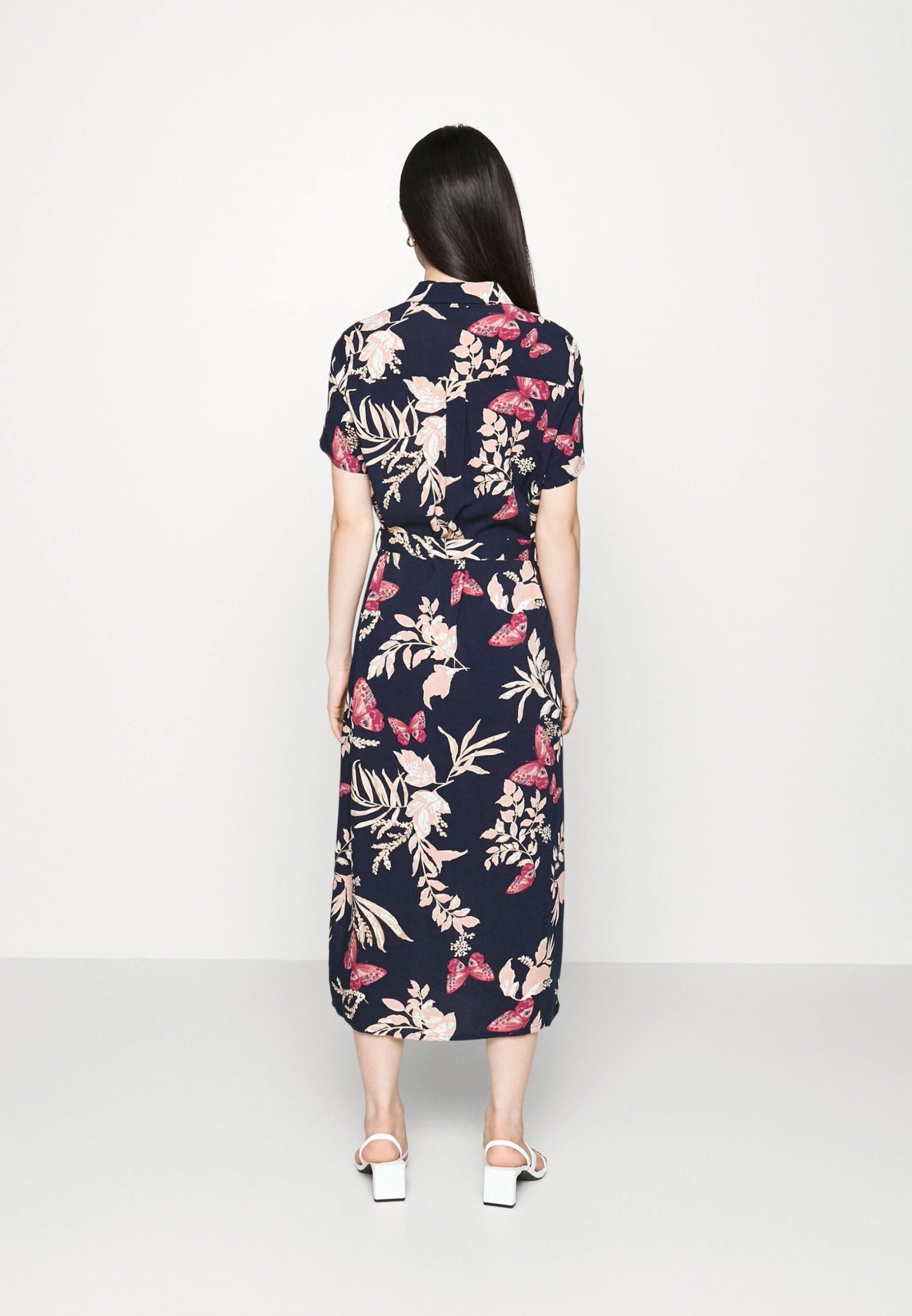 Vero Moda Petite Vmeasy Shirt Dress - Blousejurk - Night Sky 5 Vero Moda Petite Vmeasy Shirt Dress - Blousejurk - Night Sky - Afbeelding 3