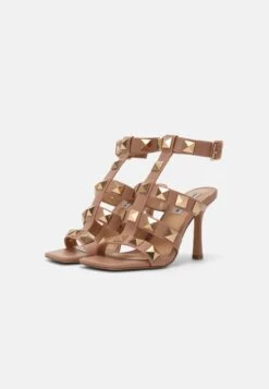Steve Madden Capri - Sandalen - Nude -Winkel Voor Damesmode a5e88f94fd93490380b44149ef8d9a16