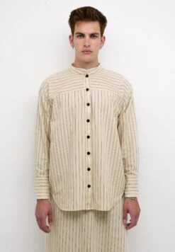 Bejanln - Overhemd - Egret 21 Bejanln - Overhemd - Egret -Winkel Voor Damesmode a6c7fbcbdcbc49e2a749b6d8c57b8627