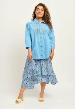 Sella - Overhemdblouse -Aura Blue -Winkel Voor Damesmode aad890f5545c4ce88c9c7f37219a1284