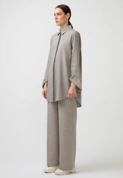 Oxford - Overhemdblouse - Beige -Winkel Voor Damesmode ab3ca5fba59241e7be3dbba9c689d266