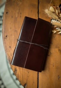 Katla M - Overige Accessoires - Braun 15 Katla M - Overige Accessoires - Braun -Winkel Voor Damesmode ad4ea524afd847d09d3d32cc70e79f13