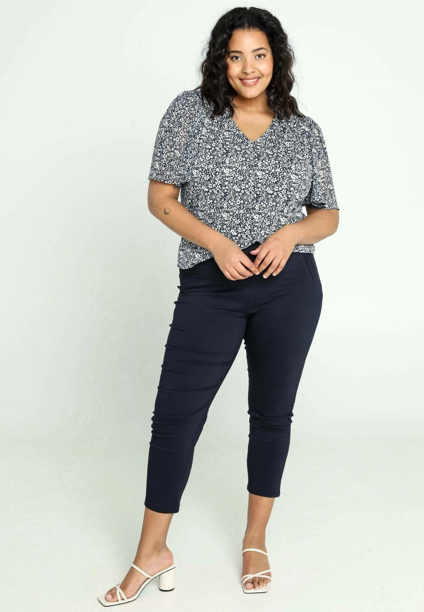 Avec Voile- Blouse - Navy 7 Avec Voile- Blouse - Navy - Afbeelding 5