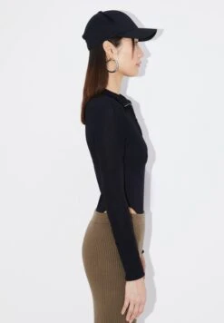 Jo - Longsleeve - Schwarz 10 Jo - Longsleeve - Schwarz -Winkel Voor Damesmode ae2c21e51fe543f4a89d7dc32f47789a