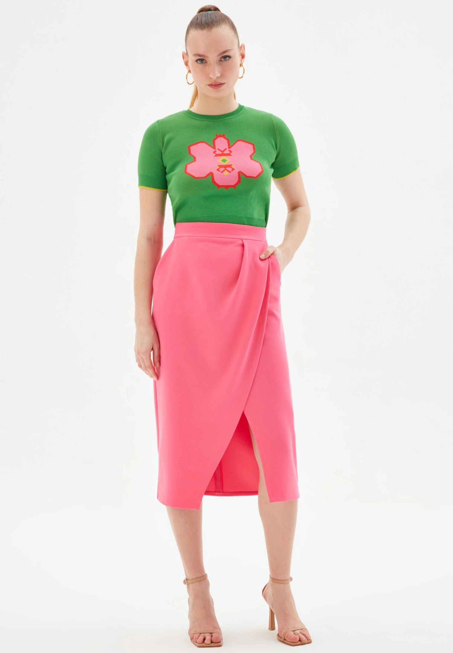 Asymmetrical - Wikkelrok - Pink 4 Asymmetrical - Wikkelrok - Pink - Afbeelding 2