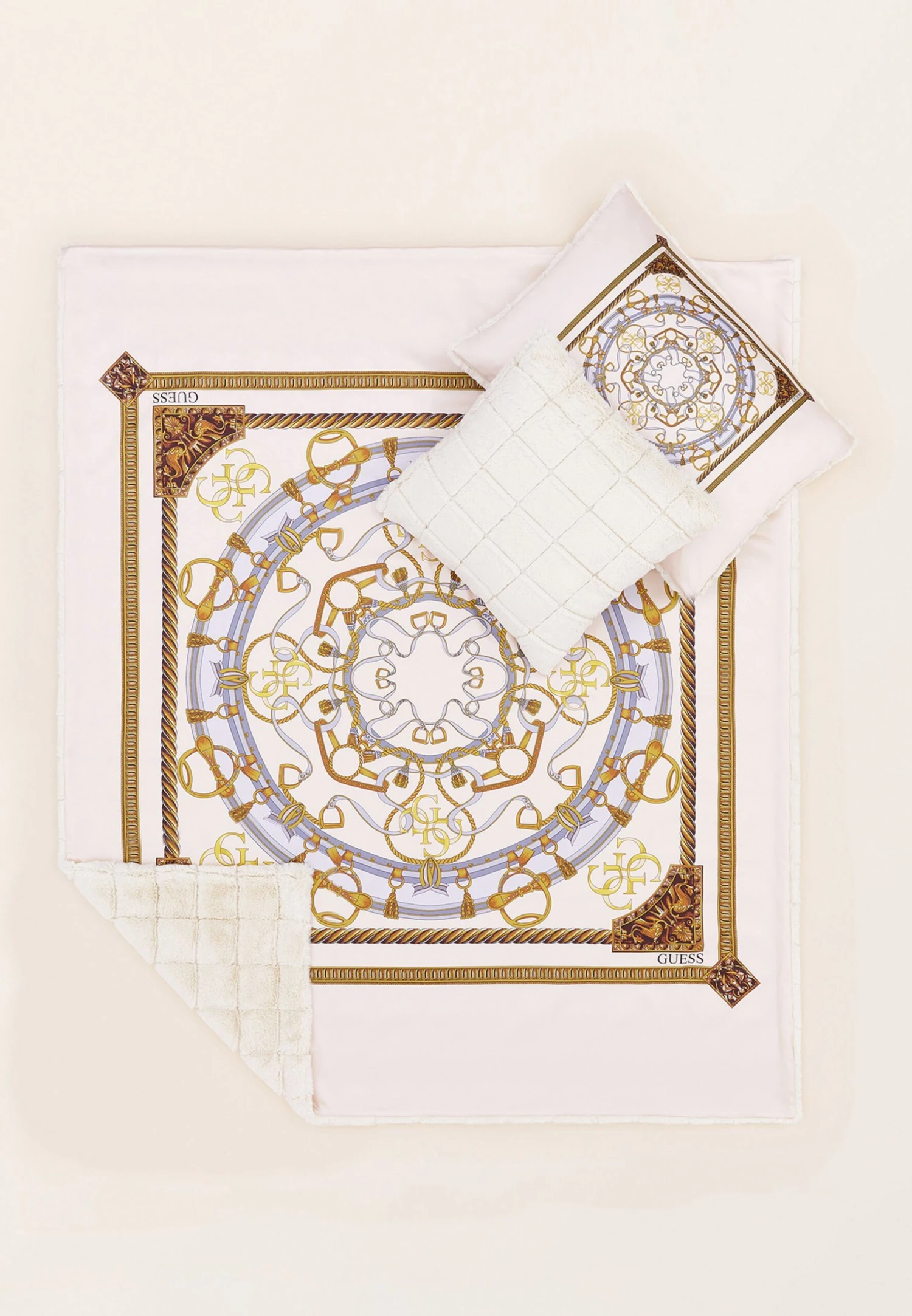 Guess Helma Regular Blanket - Overige Accessoires - White 5 Guess Helma Regular Blanket - Overige Accessoires - White - Afbeelding 3