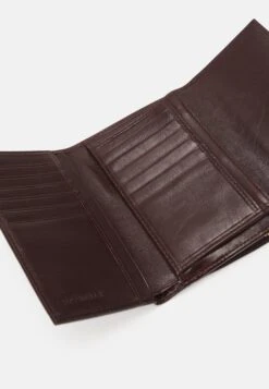 Coccinelle Rock - Portemonnee - Cola -Winkel Voor Damesmode be4583b2ba7f459db11c5d7edc9ed7ac