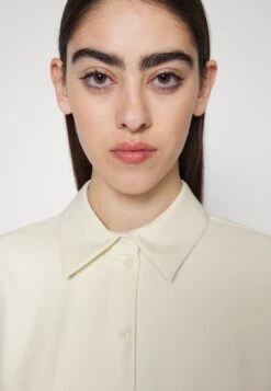 DRYKORN Cloelia - Blouse -Off White -Winkel Voor Damesmode bebbb1b52b314209b3098035ea56568d