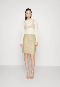 Cecilia- Leren Rok - Beige -Winkel Voor Damesmode c06bf8e0c9814c7295f67a0820672183