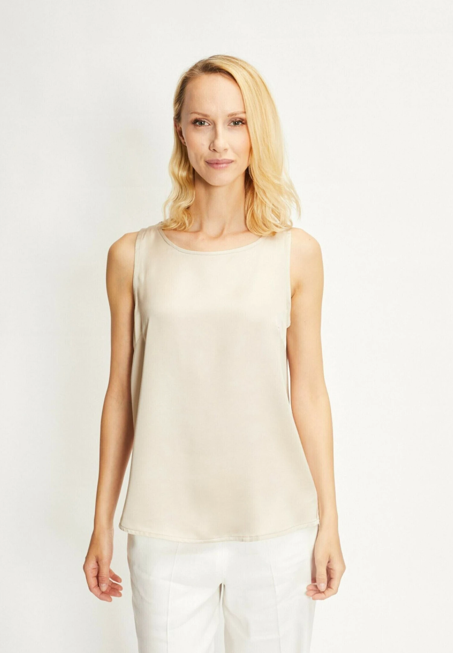 Blouse - Beige 3 Blouse - Beige