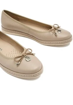 Ballerina'S - Beige -Winkel Voor Damesmode c351994fc2894abb9adee3495f145652