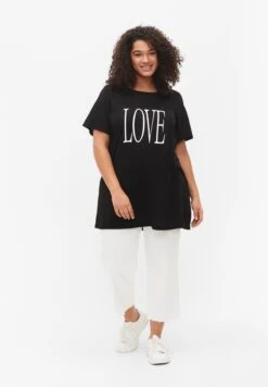 Zizzi OversizeMit Druck - T-Shirt Print - Black W Love -Winkel Voor Damesmode c7769b9bd8574ed1bd3b6a413ee6326d