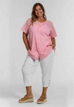 Clara Capri- Shorts - White