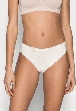 Sloggi Weekend Tai 3 Pack - Slip - Skin/Dark Combination 14 Sloggi Weekend Tai 3 Pack - Slip - Skin/Dark Combination -Winkel Voor Damesmode caeda702e0e54679bec71451ea40051d