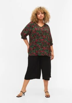 Zizzi Mit Knöpfen - Blouse - Black W Pink Flower -Winkel Voor Damesmode d10f7e228263487d8542fab18148b1bb