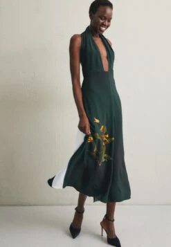 Victoria Beckham Halterneck Dress - Galajurk - Khaki -Winkel Voor Damesmode dc96208e6d4f4fac8daeee62d3477acc