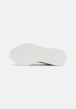 Steve Madden Pitty - Sneakers Laag - White/Pink -Winkel Voor Damesmode dd6798bdac5948199ea9466357b13ef8