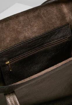 Kurt Geiger London Violet Horizontal Tote - Shopper - Gunmetal -Winkel Voor Damesmode e1ff0ad362574add8f2969268d065702