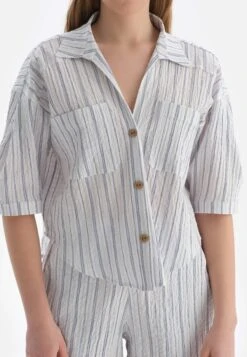 Psychedelic Wave- Overhemdblouse - Blue -Winkel Voor Damesmode e244258cfe3b4192af956094a4a3e626