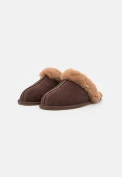 Ugg Scuffette - Pantoffels - Burnt Cedar -Winkel Voor Damesmode e603fb14c4874364b897d4a2c1fade8d