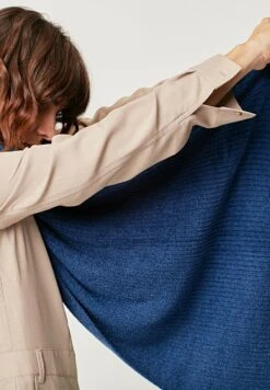 Round The Neck - Sjaal - Bright Blue -Winkel Voor Damesmode e87e5e7c08614090b94c3f828d38e845