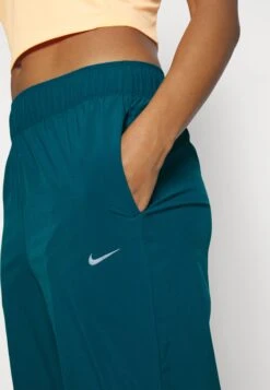 Nike Performance Fast Pant - Trainingsbroek - Geode Teal 11 Nike Performance Fast Pant - Trainingsbroek - Geode Teal -Winkel Voor Damesmode e9a09a5de63b4aed84e2c8246fb0a3ff