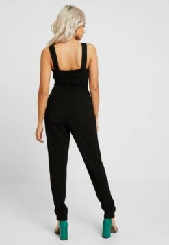 Jumpsuit - Black 10 Jumpsuit - Black -Winkel Voor Damesmode ee1d98ff9c2447a6833ba87e4f4fba2a