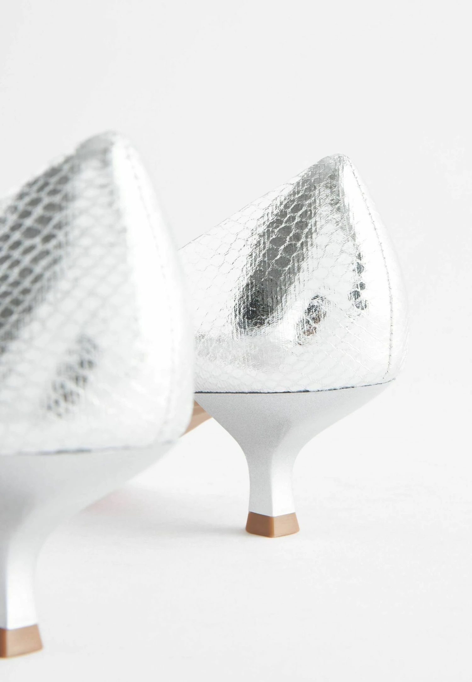 Next Forever Comfort Kitten Court Regular/Wide Fit - Klassieke Pumps - Silver 5 Next Forever Comfort Kitten Court Regular/Wide Fit - Klassieke Pumps - Silver - Afbeelding 3