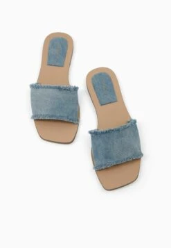 BERSHKA Muiltjes - Blue Denim 12 BERSHKA Muiltjes - Blue Denim -Winkel Voor Damesmode efcd944f332b4f6293fbd04a51c88815
