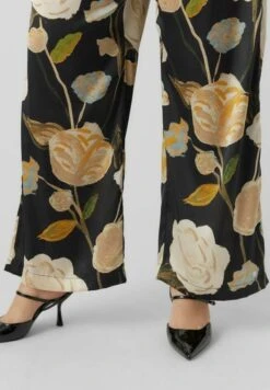 Vero Moda Curve - Broek - Black -Winkel Voor Damesmode efd312fdee45413e8885a04e37621393