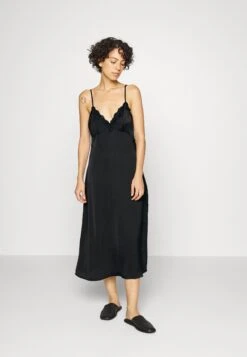 ONLY Onlghita Nightgown - Nachtjapon - Black -Winkel Voor Damesmode f5ab9dec05d046c6aec71281969941ca