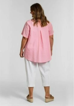 Clara Capri- Shorts - White -Winkel Voor Damesmode f6f40780ba7146f484c21fe7f9f68bce