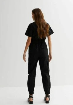 New Look Zip Utility Parachute- Jumpsuit - Black 7 New Look Zip Utility Parachute- Jumpsuit - Black -Winkel Voor Damesmode fb8705fe62534446a25bb9b78558df16