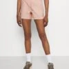 The North Face Class Belted Short- Korte Broeken - Evenng Sand Pink -Winkel Voor Damesmode fead58b3dbc74c0284e25d5a2e22c91e
